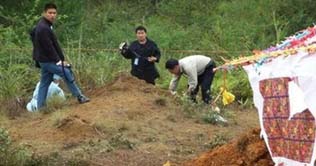 4 Dutch tourists killed in balloon accident